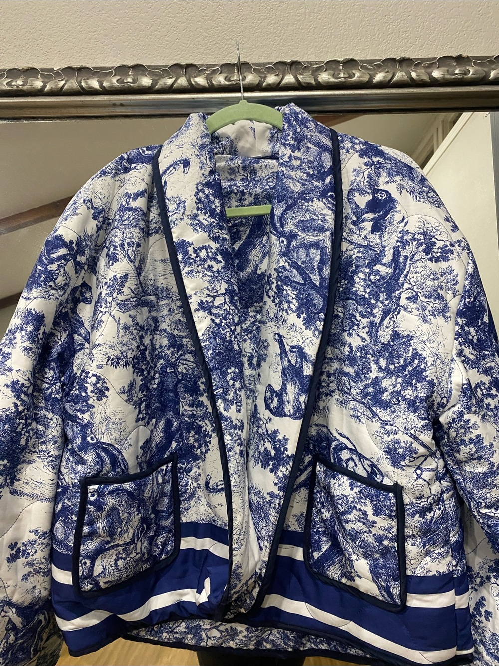 Source Unknown Blue and White Toile Quilted Blazer Jacket